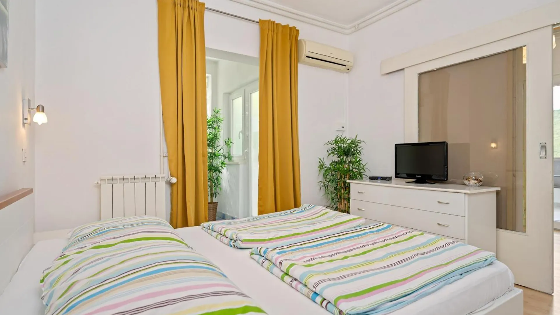 Apartments Leonardo Rabac