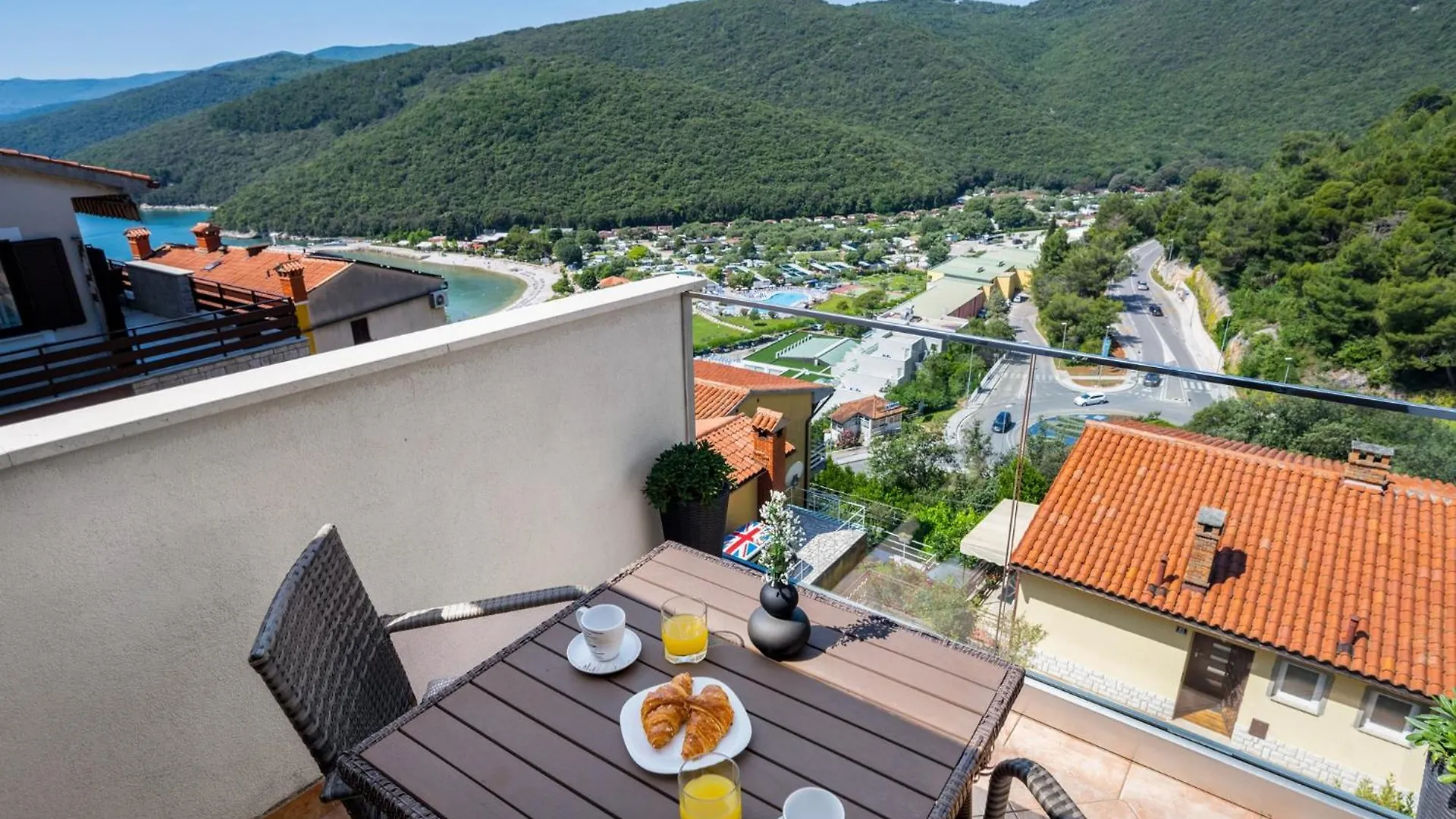 Apartments Leonardo Rabac